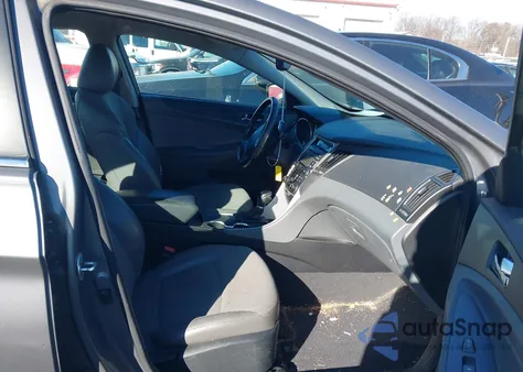 2013 Hyundai Sonata Se 2.0T z USA, uszkodzony, nr VIN 5NPEC4AB3DH793176